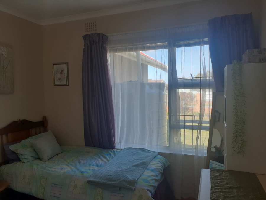 3 Bedroom Property for Sale in Kabega Park Eastern Cape